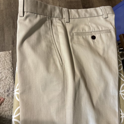 Pantalones chinos Eddie Bauer nuevos con etiquetas para hombre talla 33/34 calce clásico caqui sin arrugas - Imagen 5 de 7