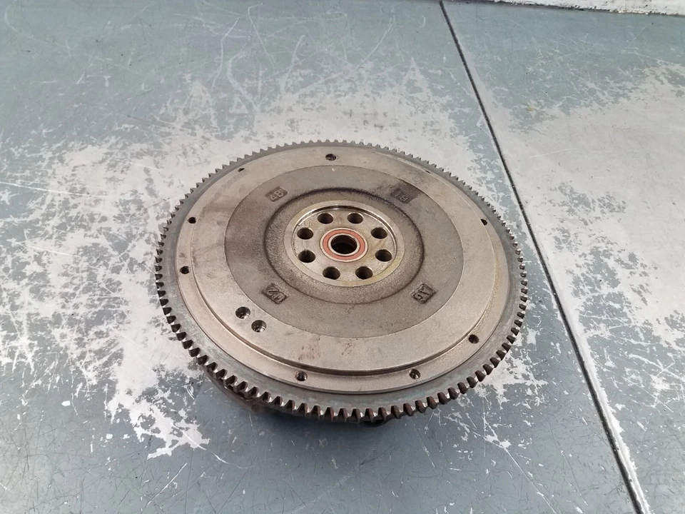 2004 Honda S2000 AP2 Clutch / Flywheel Assembly #00352 D6 - Image 3 of 4