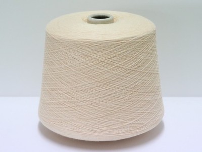 M70 (28 /kg) 1500g SPRINT ELASTISCHES STRICKGARN WEISSGOLD (18) Zwirn Stretch