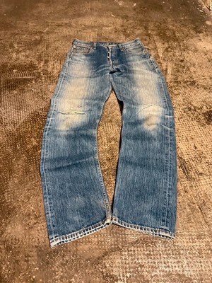 vintage levis 501 jeans W30 L32 ripped distressed
