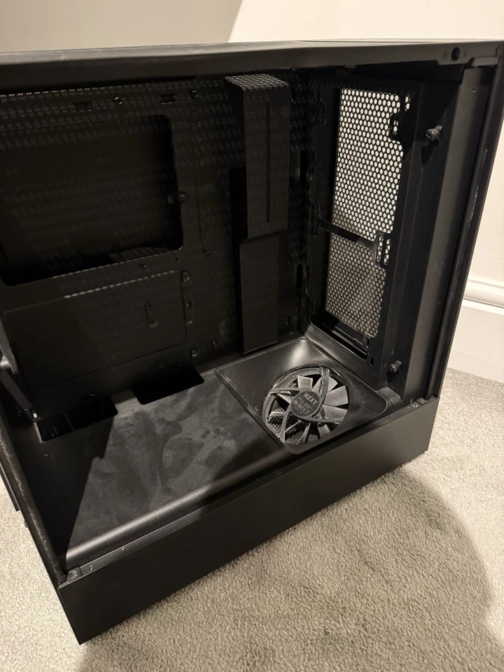 NZXT H5 Flow Mid-Tower Black Case - Image 4 of 4