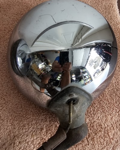 1930s, 1940s, 1950s Cadillac Factory Fog Light Pair, Appleton With Brackets. - Picture 7 of 14