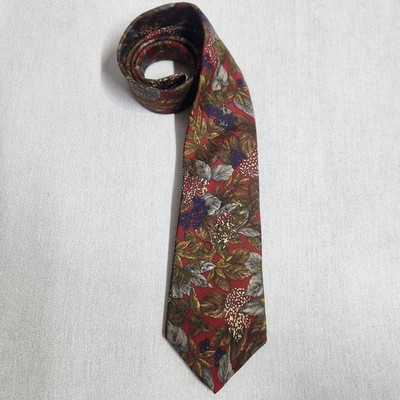 Vintage Men's Bugatti Italian Silk Floral Tie 3 3/4''x58'' Necktie Made In The USA