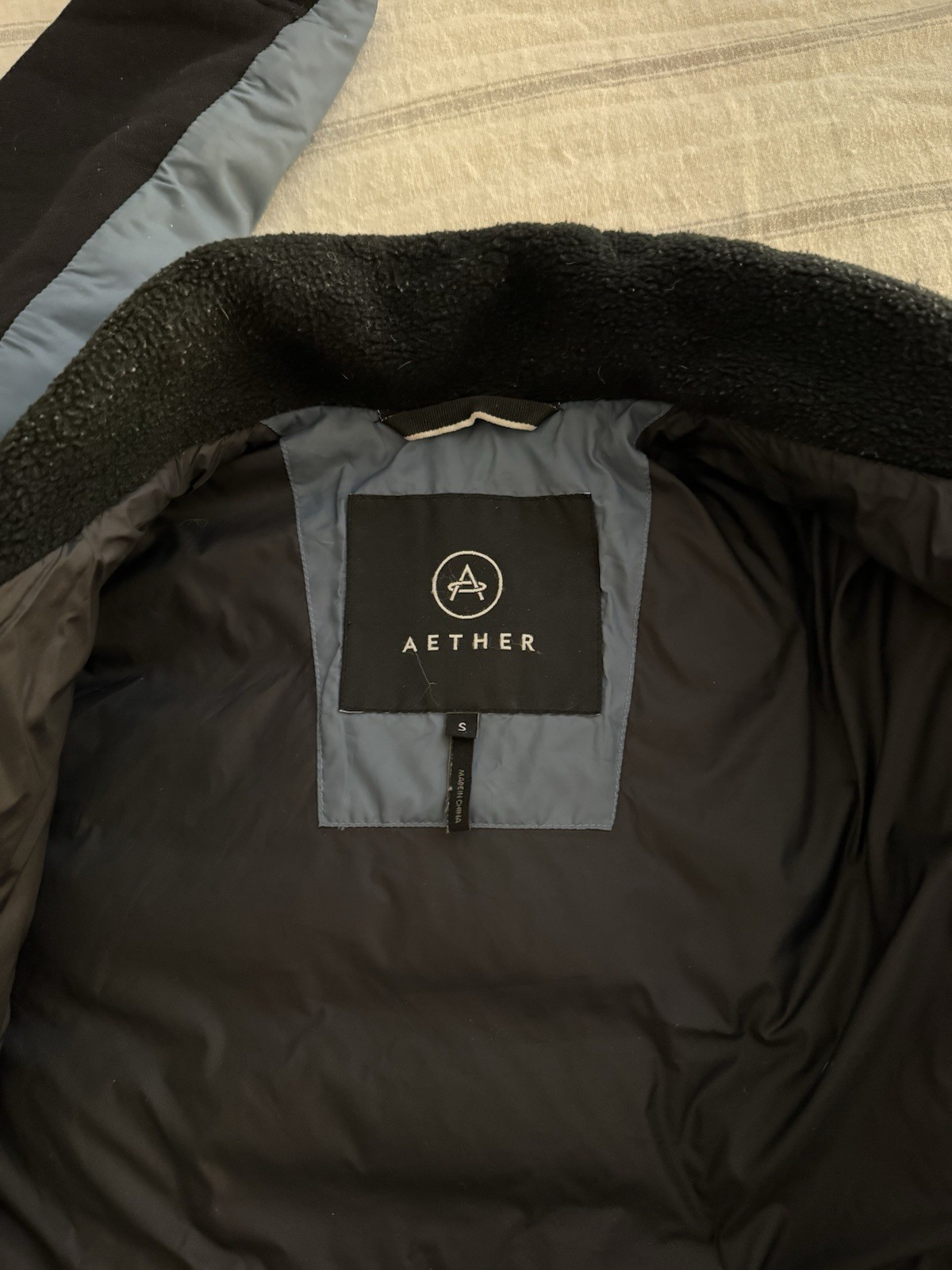 Aether Men’s Jacket Small - image 5