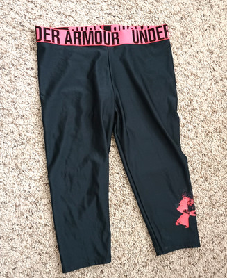 Under Armour Pants, Women's Medium, Black Pink, Capri, Legging, Design & Fabrics
