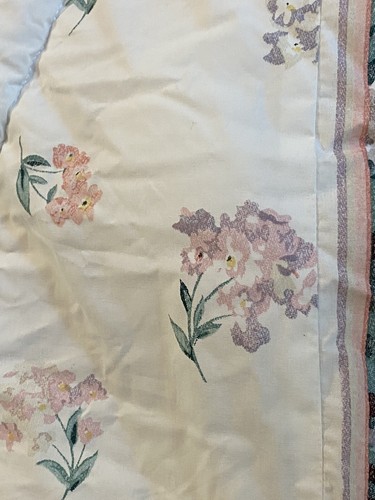 Wamsutta Twin Comforter & Sham Ivory, Greens, Lavendar, Salmon, Floral Vintage - Picture 4 of 22