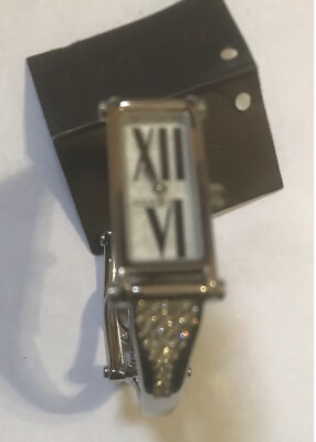 GUCCI 1500L Women's Watch Silver Stainless Steel Rectangular