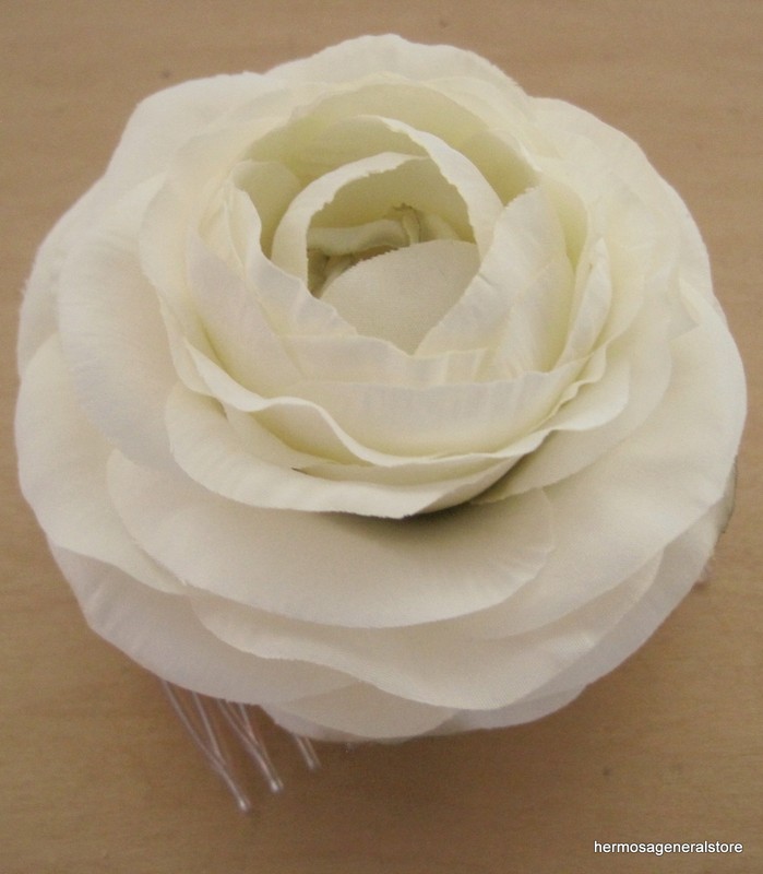 3 1/2" Cream White Ranunculus Silk Flower Hair Comb