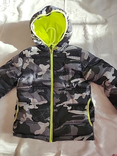 Abrigo Chaqueta de Invierno Faded Glory Niños Talla Pequeña 6/7 Años Camuflaje - Imagen 12 de 13