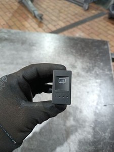 VW Polo 6N2 Lupo 6X Schalter Heckscheibenheizung Taster 6K0959561 6B0919211