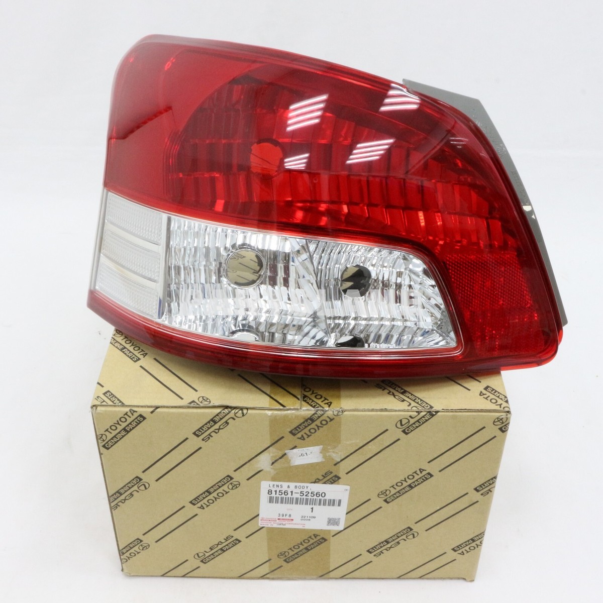 Toyota Yaris NCP92 OEM Rear Left LH Combination Lamp Lens & Body