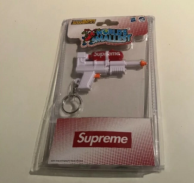 Porte clés SS19 Supreme worlds plus petit mini super soaker 50 neuf et jamais ouvert
