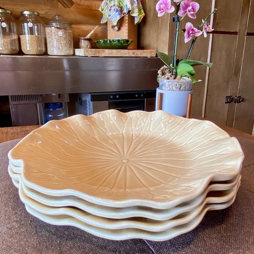 Vintage Majolika Set 4 Metlox Studio Lotus Satzteller Lily Pad Keramik 8" Sand - Bild 1 von 16