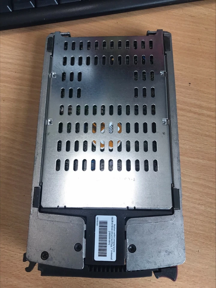 COMPAQ  18.2GB WIDE ULTRA3 SCSI DRIVE - BF01864663 - 235065-001 - 9T4006-023 - Image 3 of 4