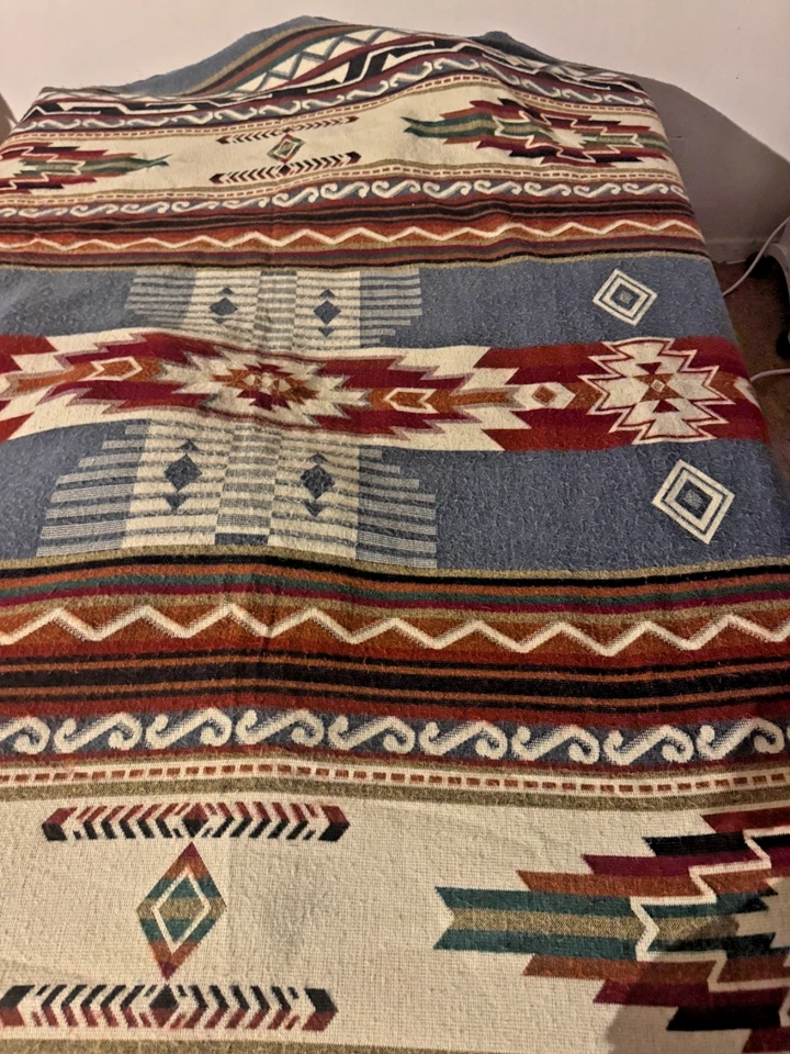 SOFT & WARM ALPACA WOOL BLANKET ANDEAN Pendleton Style  91"x80" GREY Blanket - Image 3 of 4