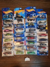 Hotwheels Mixed Lot Of 32 Cars Vintage Y2K/90's And Modern NIP Lot 4