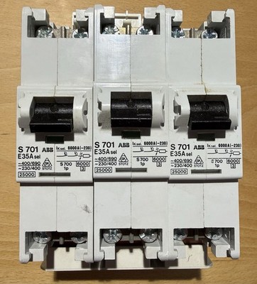ABB SLS S701 E35A Hauptsicherungsautomat 3polig mit Adapter für Sammelschiene