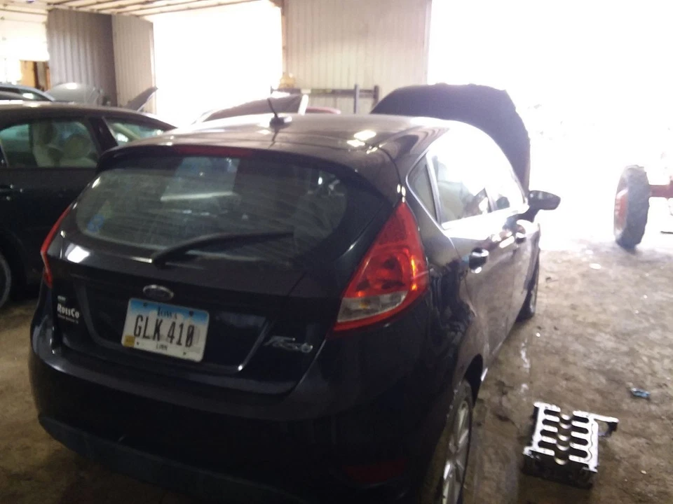 Frenos traseros para 11-13 FIESTA 2099126 Foto 3 de 4