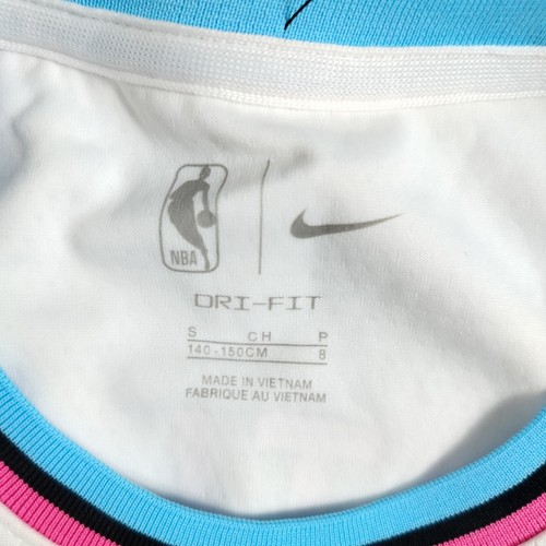 Miami Heat Basketball Jersey Youth Small NBA Basketball Jimmy Butler 22 Nike - Picture 3 of 12