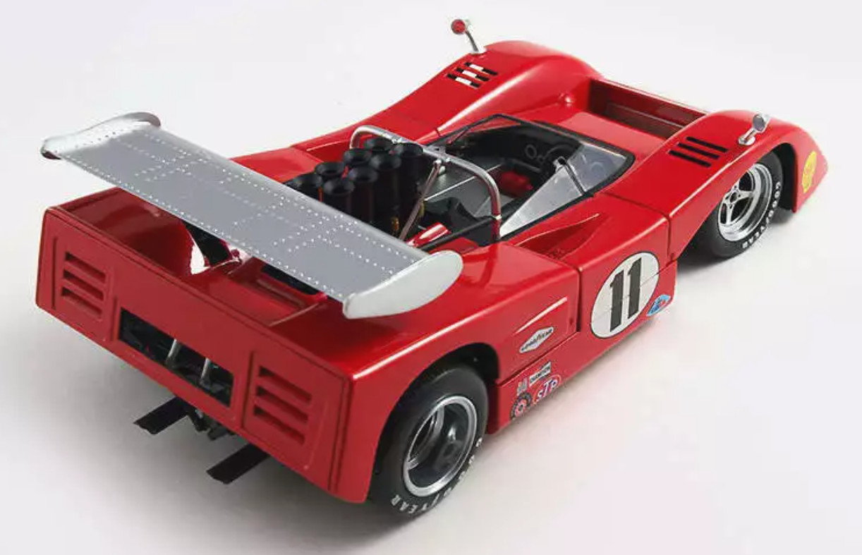 Mclaren w/Chevrolet 55Chevy57 Corvette V8 Engine1:18SCALE1966MODEL1957 1963 1967