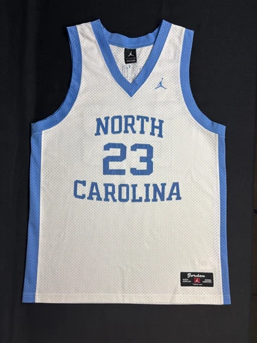 Jordan 1982 North Carolina #23 National Champions Jersey Large UNC Tar Heels