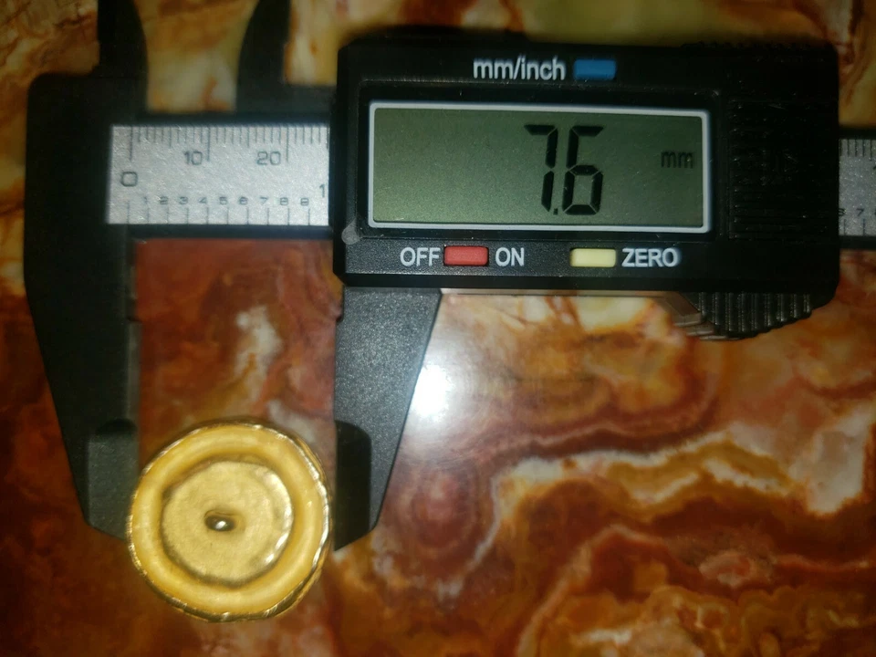 5 VINTAGE CRYSTAL AB BUTTONS - Image 4 of 4