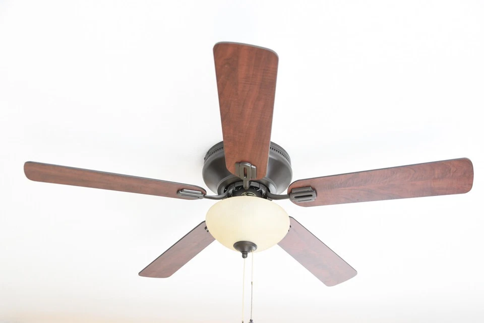 Flush mount Ceiling fan with lights and pull cords Everett Espresso 132 cm 52" - Image 3 of 4