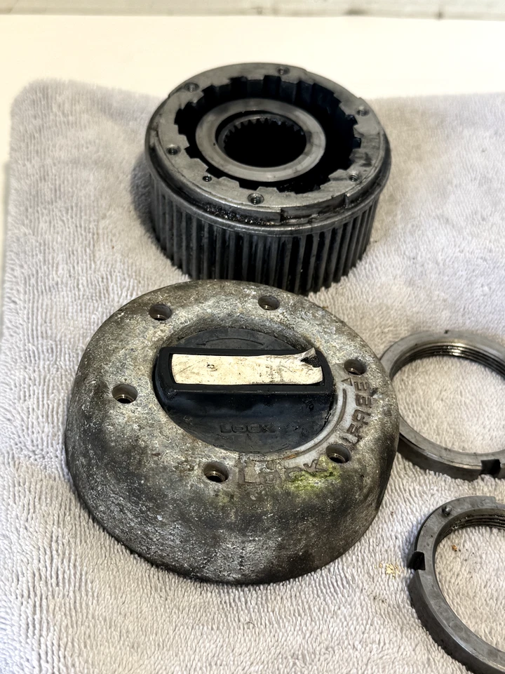 1980-1996 FORD F250 FRONT TTB DANA 50 AXLE HUB LOCK PIECES KIT SET PASS RIGHT - Image 4 of 4