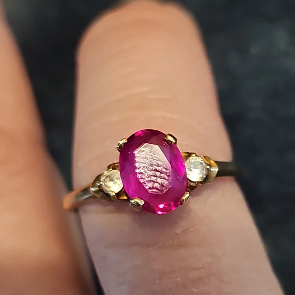 14K YELLOW GOLD  MORGANITE & DIAMOND RING SIZE 7 SKY - Image 2 of 4