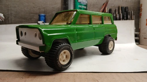 Vintage GREEN Tonka Jeep Wagoneer**see below**  #GS-40