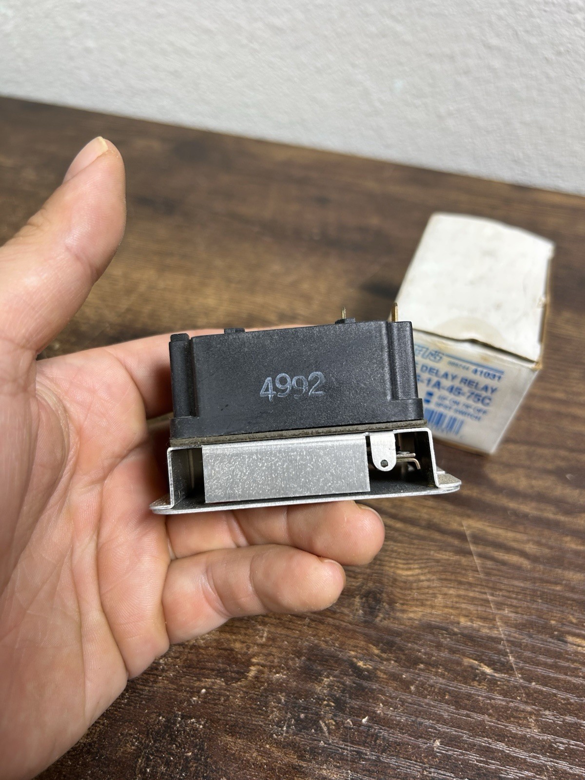 MARS S106-1A-45-75C F582 L36-824 TIME DELAY RELAY SPST, 40-ON 75-OFF, NEW