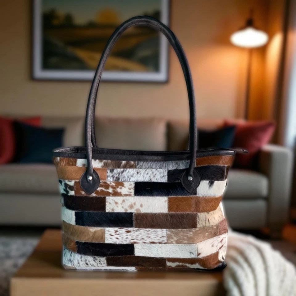 Bolso de Mano Hecho a Mano de Cuero de Vaca con Retazos-Bolso de Cuero para el Pelo Bolso de Mano para Mujer” Foto 3 de 4