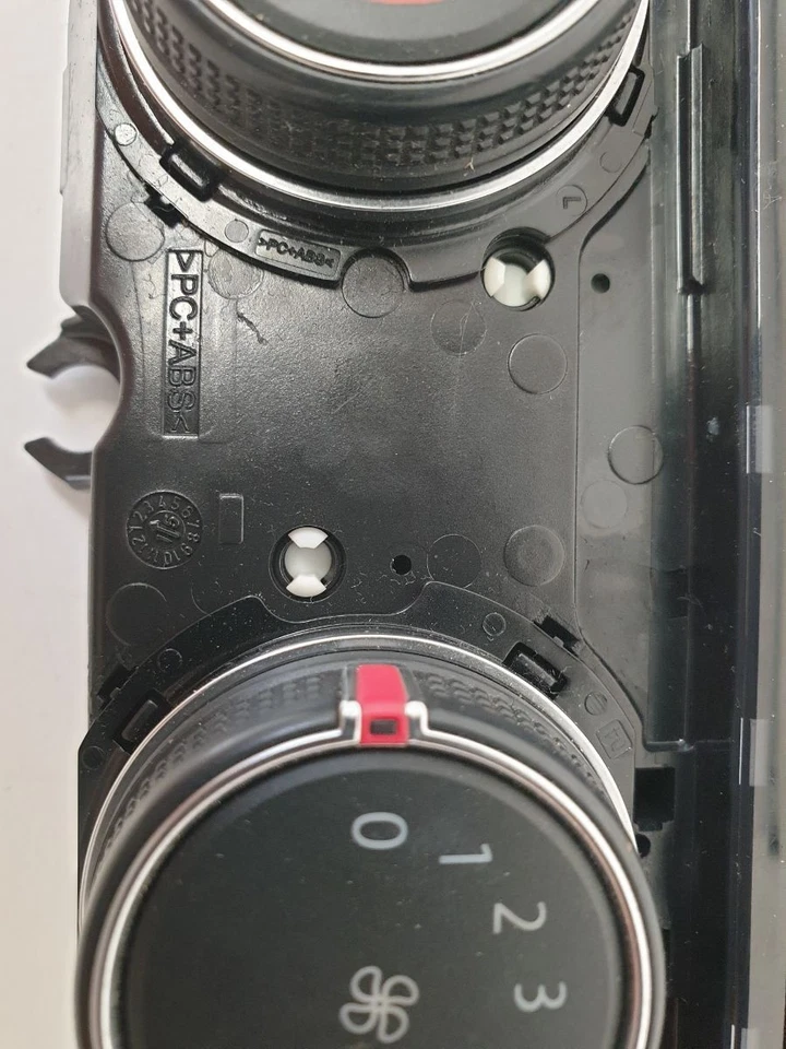 VW GOLF MK7 (5G) 2012-2017 INTERIOR CLIMATE CONTROL PANEL ASSEMBLY 5G0907426T - Image 3 of 4