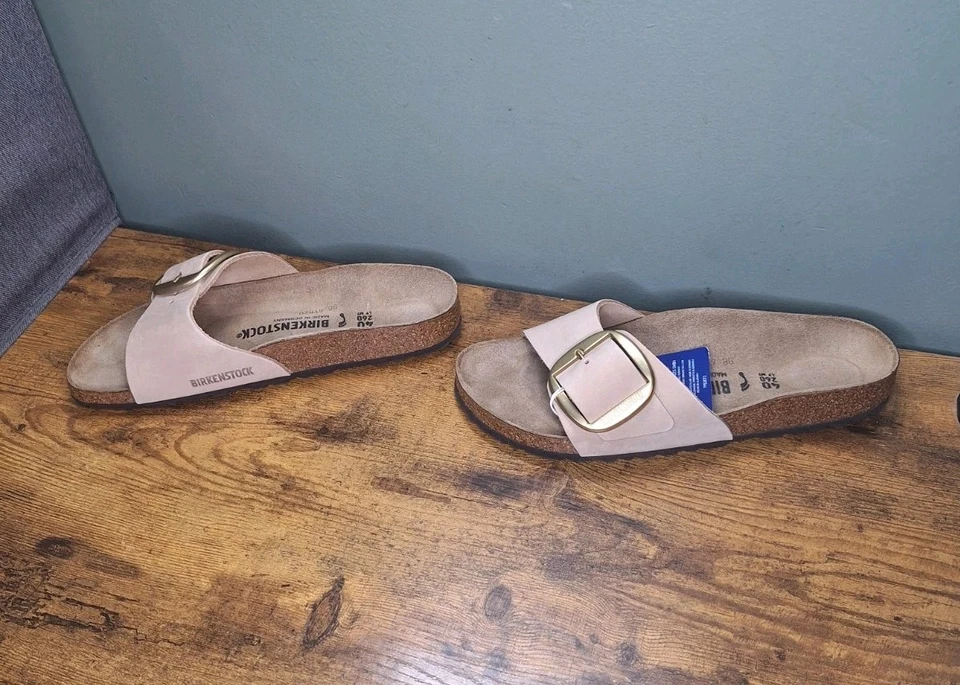 Birkenstock Madrid Big Buckle Sandcastle Nubuk 尺寸 40 窄(女式 9,男式 7) — 第 3/4 张图片