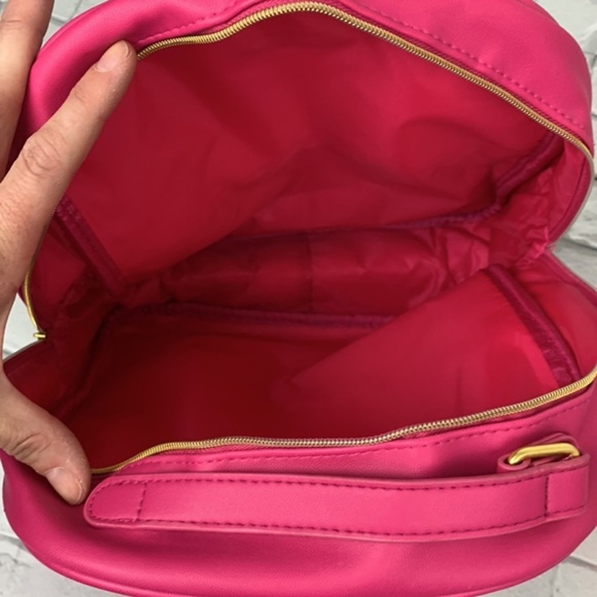 Juicy Couture Backpack bag Hot pink Black sequins Zip close New NWOT NWT Juicy Couture Hot Pink & Black Sequin Backpack · Whatnot  main image 4