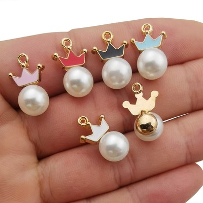40 x Tibetan Silver Princess Crown Charms Jewellery Craft Pendants S84
