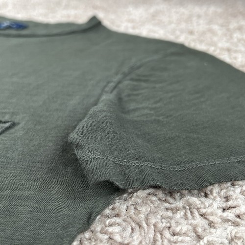 7 FOR ALL MANKIND Womens Army Green Short Sleeve Pocket T-Shirt XS Logo Raw Hem - Picture 8 of 15