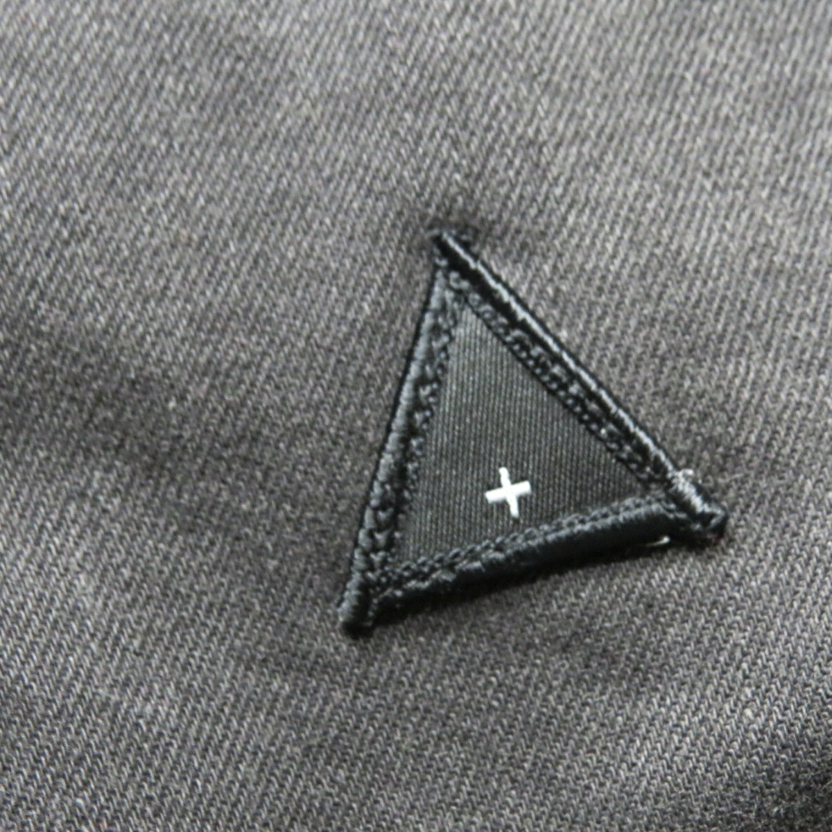 Foto 9 di 12