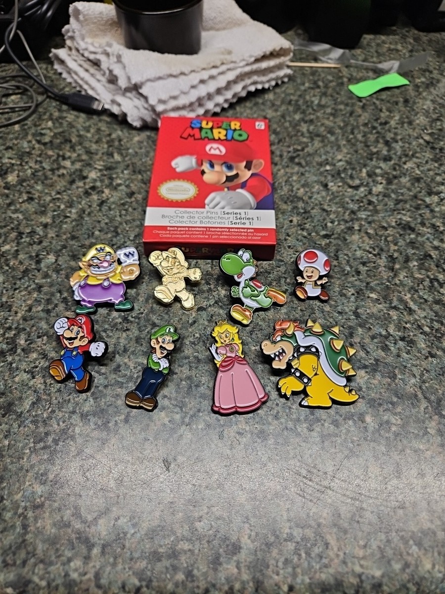 Series 1 Complete 8-Pin Set - Super Mario Collector Pins