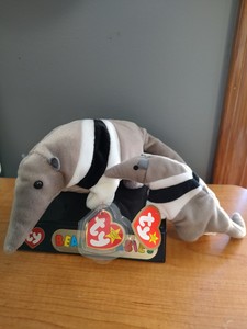 Ants Ty Retired Beanie Baby Anteater with Teenie Beanie - 1998
