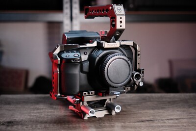 Blackmagic Pocket Cinema Camera 4K - Production Kit w/Portkeys Monitor