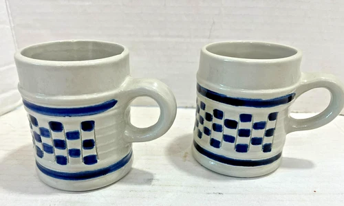 SET 2-Williamsburg Pottery Salt Glazed Checkerboard Cobalt Blue Coffee Mugs 8oz
