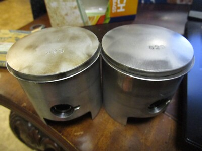 2 SPI 020 pistons 09-704