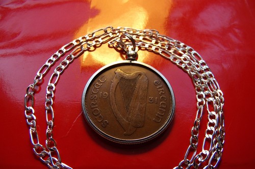 1931 Irish Bronze Lucky Penny Pendant on an 18" 925 Silver Link Style Chain - Picture 3 of 3