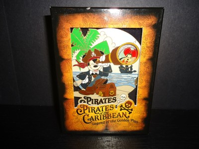 DLR Pirates of the Caribbean Mickey Mouse GWP Disney Pin 47696