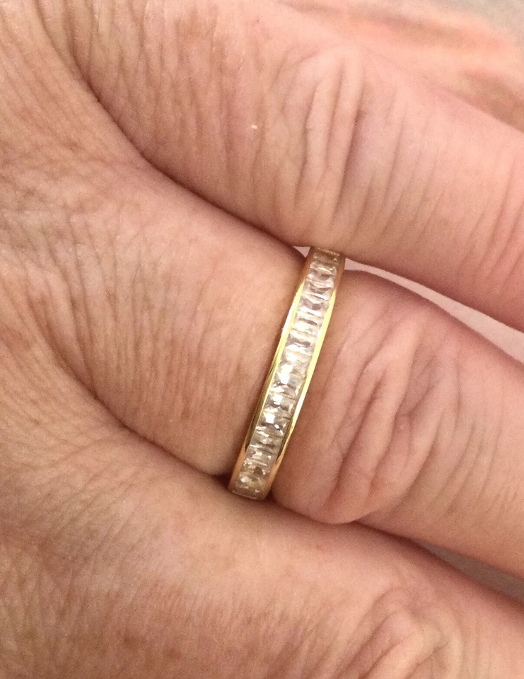 Vintage Jewelry Gold Band Ring with White Diamonds Antique Deco Jewelry size R - Image 2 of 4