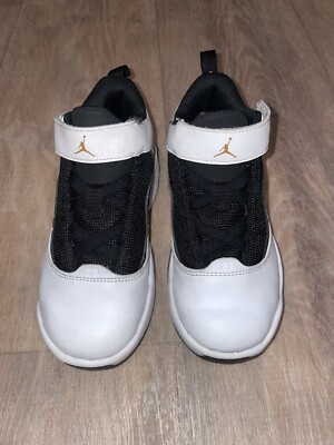 Jordan max Aura 3 Kids UK 12 white/black