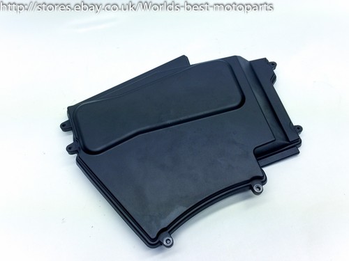 BMW E60 530d (1A) 5 SERIES ECU BOX COVER CAP 7520912