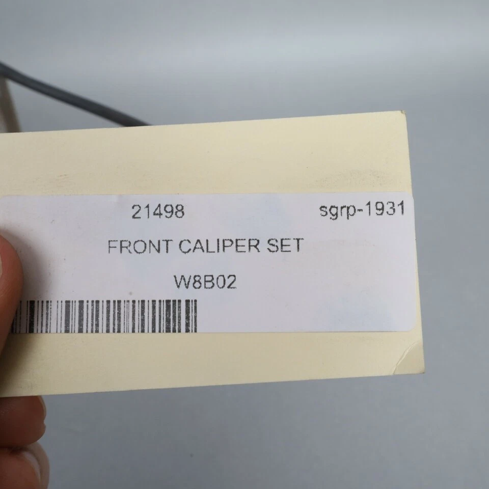 Par de pinzas de freno delanteras Brembo plateadas para Porsche 911 996 C4 1999-2004 OEM usadas Foto 2 de 4