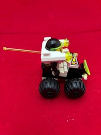 LEGO Space Blacktron II: # 6812 - GRID TREKKOR - 100% Complete w/Minifigure